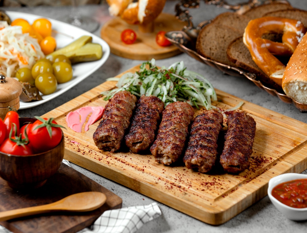 Кухня Ближнего Востока: кебаб, хумус и традиции питания